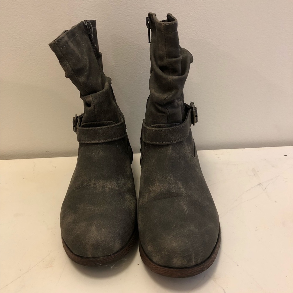 Boots - Picture 2 of 2